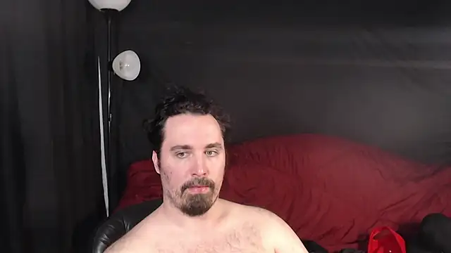 Snapshot of Metalstud chatting on 01-24-25, 10:30 Metalstud online show from 01-24-25, 10:30