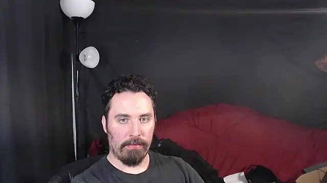 Snapshot of Metalstud chatting on 02-17-25, 12:54 Metalstud online show from 02-17-25, 12:54