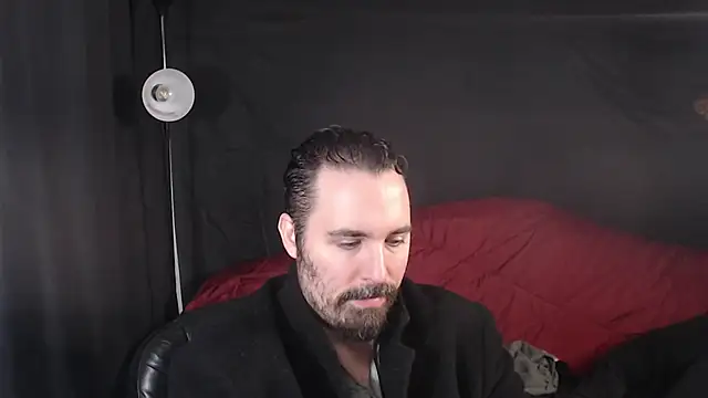 Snapshot of Metalstud chatting on 02-20-25, 10:37 Metalstud online show from 02-20-25, 10:37