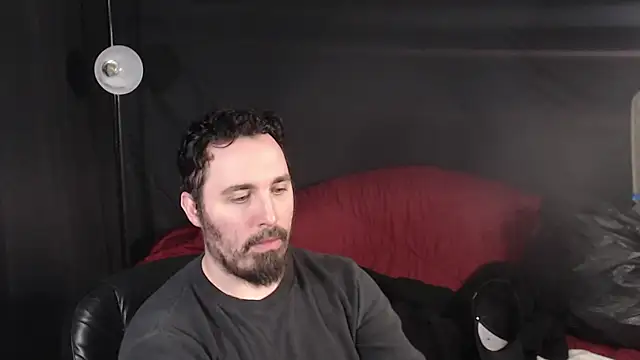 Snapshot of Metalstud chatting on 03-07-25, 03:51 Metalstud online show from 03-07-25, 03:51