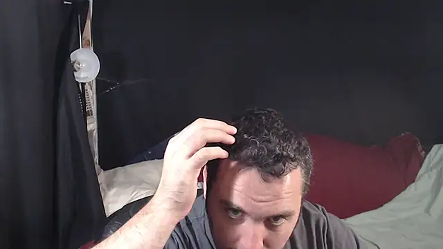 Snapshot of Metalstud chatting on 10-07-25, 07:00 Metalstud online show from 10-07-25, 07:00