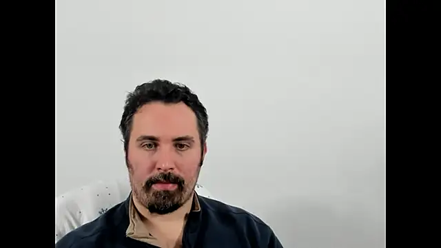 Snapshot of Metalstud chatting on 11-23-25, 03:50 Metalstud online show from 11-23-25, 03:50