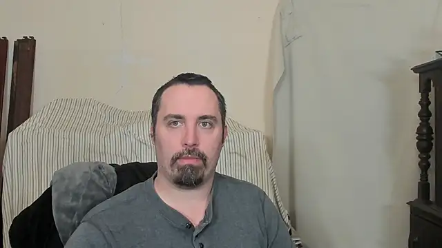 Snapshot of Metalstud chatting on 02-13-26, 02:51 Metalstud online show from 02-13-26, 02:51