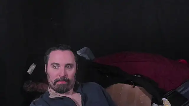 Snapshot of Metalstud chatting on 03-10-26, 02:16 Metalstud online show from 03-10-26, 02:16