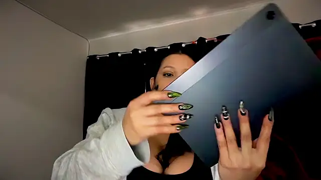 MarcellaGriffin online show from 11-06-25, 09:15