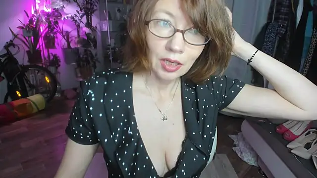 Constancia pure online show from 11-27-25, 12:40