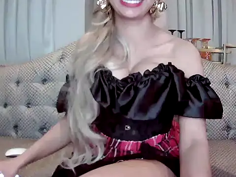 Snapshot of cansu12 chatting on 02-23-26, 10:51 cansu12 online show from 02-23-26, 10:51