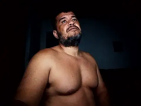 tarra122 online show from 04-13-26, 03:01