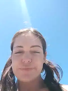 Snapshot of LilliThelo chatting on 01-09-25, 11:36 LilliThelo online show from 01-09-25, 11:36