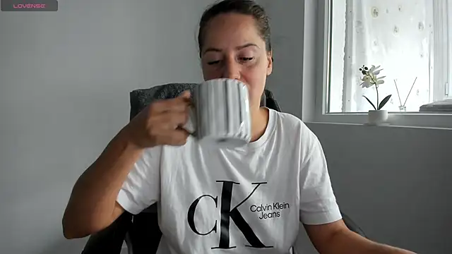 Snapshot of DiamondKay chatting on 10-01-25, 06:08 DiamondKay online show from 10-01-25, 06:08