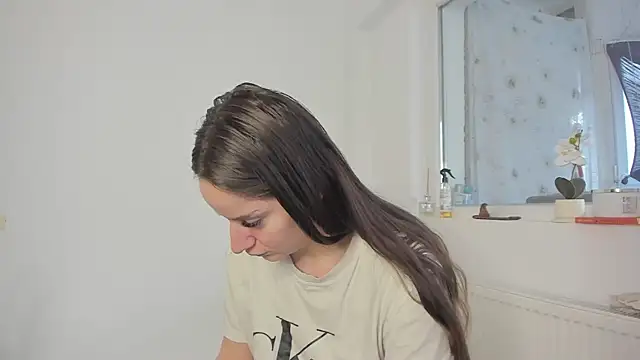 Snapshot of DiamondKay chatting on 02-11-26, 07:57 DiamondKay online show from 02-11-26, 07:57