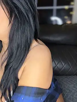 LittleMissEeve online show from 04-28-26, 03:00