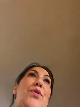 LittleMissEeve online show from 05-20-26, 04:07