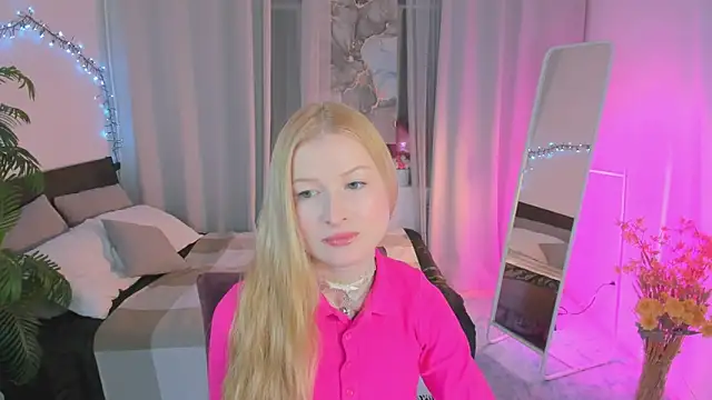 Laly Peach online show from 03-15-25, 04:43