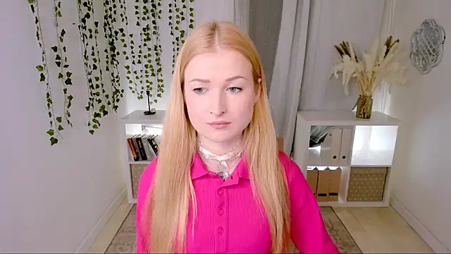 Laly Peach online show from 03-18-25, 04:04