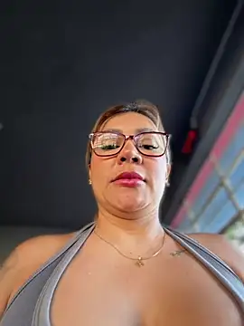Snapshot of DIANITA_1988 chatting on 07-28-26, 12:48 DIANITA 1988 online show from 07-28-26, 12:48