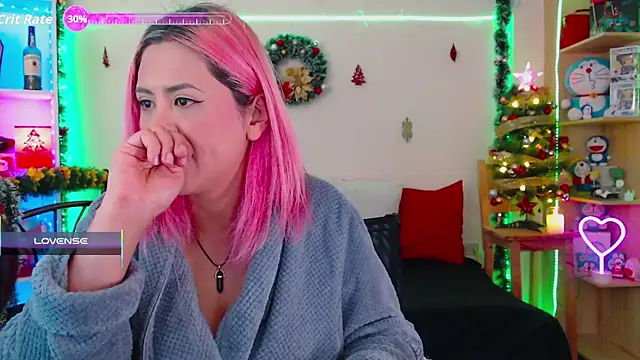 Snapshot of Annie_p chatting on 12-18-25, 12:06 Annie p online show from 12-18-25, 12:06