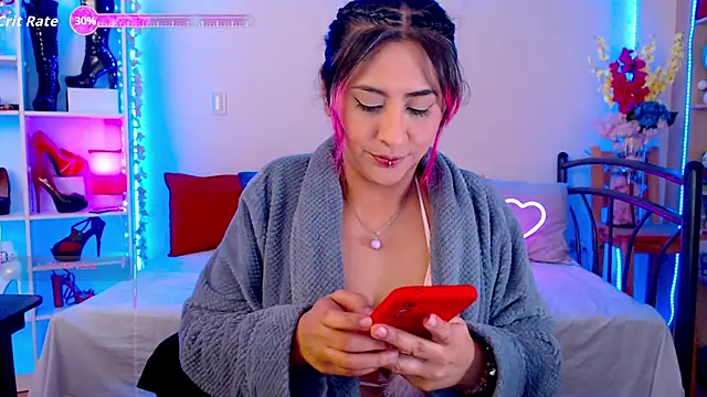 Snapshot of Annie_p chatting on 06-05-26, 12:17 Annie p online show from 06-05-26, 12:17