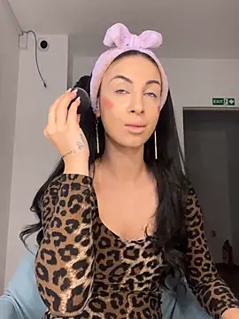 Snapshot of MeganHopeX chatting on 12-11-24, 06:58 MeganHopeX online show from 12-11-24, 06:58
