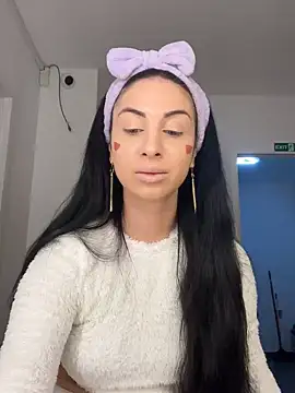 Snapshot of MeganHopeX chatting on 01-04-25, 06:19 MeganHopeX online show from 01-04-25, 06:19