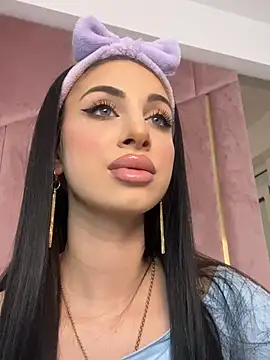 Snapshot of MeganHopeX chatting on 01-19-25, 09:44 MeganHopeX online show from 01-19-25, 09:44
