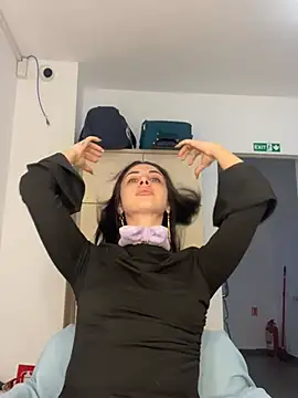 Snapshot of MeganHopeX chatting on 02-04-25, 07:07 MeganHopeX online show from 02-04-25, 07:07