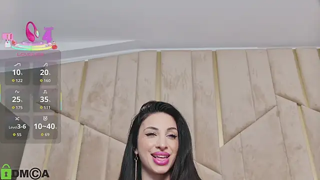 Snapshot of MeganHopeX chatting on 09-26-25, 04:05 MeganHopeX online show from 09-26-25, 04:05