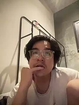 KayNguyenn online show from 03-23-26, 07:29