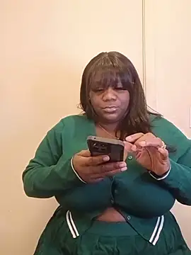 Snapshot of MzShyne chatting on 06-16-26, 06:16 MzShyne online show from 06-16-26, 06:16