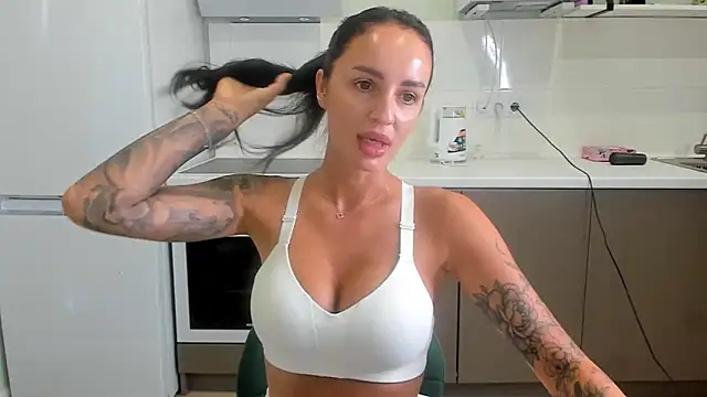 Snapshot of Your_Masha chatting on 09-13-25, 06:13 Your Masha online show from 09-13-25, 06:13