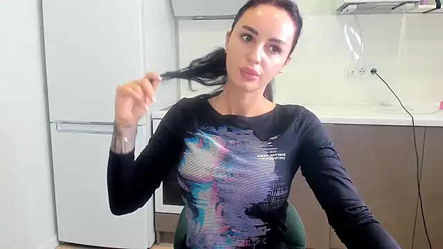 Snapshot of Your_Masha chatting on 11-28-25, 08:50 Your Masha online show from 11-28-25, 08:50