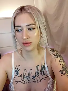 Snapshot of Fuck-Gina chatting on 07-31-26, 09:58 Fuck-Gina online show from 07-31-26, 09:58