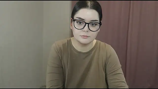 Snapshot of ohhhMie chatting on 03-01-25, 05:38 ohhhMie online show from 03-01-25, 05:38