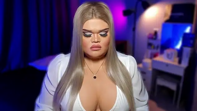 Snapshot of KarolinaThompson chatting on 01-19-25, 09:45 KarolinaThompson online show from 01-19-25, 09:45