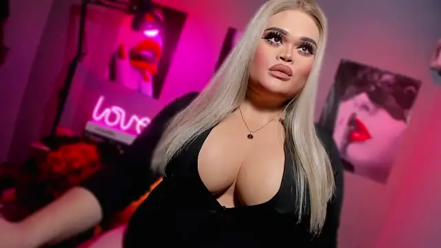 Snapshot of KarolinaThompson chatting on 10-11-25, 08:40 KarolinaThompson online show from 10-11-25, 08:40