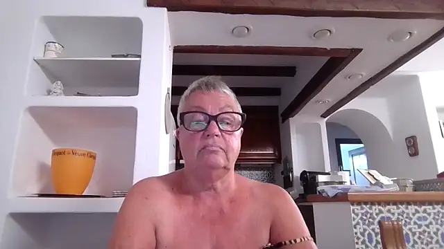GrannyChrissy68 online show from 10-24-25, 10:06