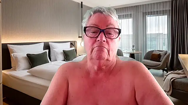 GrannyChrissy68 online show from 07-24-26, 02:15