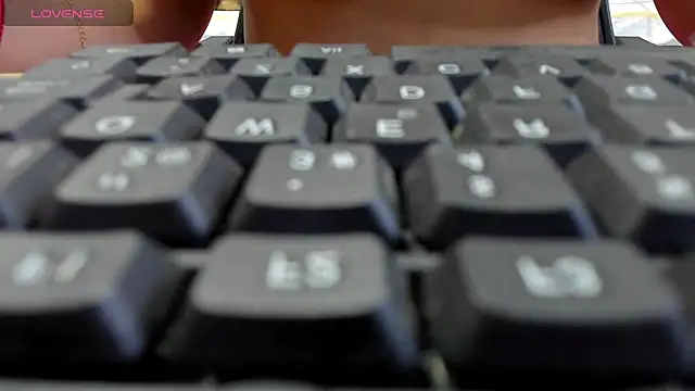 Snapshot of sweetfabianaxl chatting on 11-21-25, 02:10 sweetfabianaxl online show from 11-21-25, 02:10