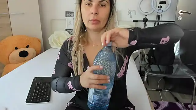 sweetemy4u online show from 09-30-25, 08:41