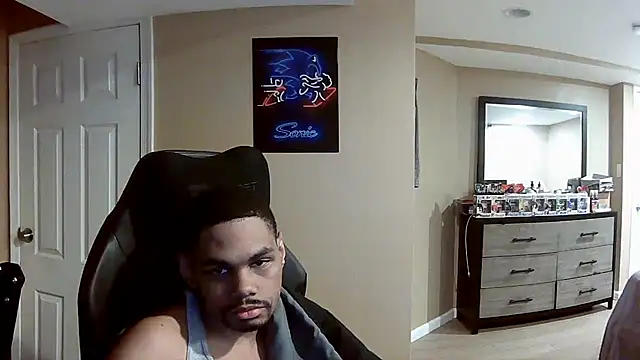 Neovergil0 online show from 06-18-26, 05:30