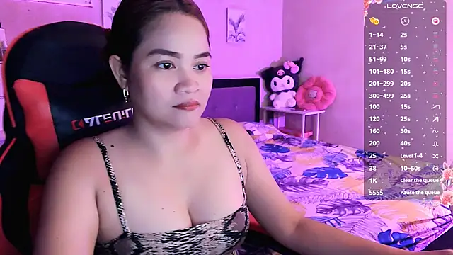 Snapshot of yenyen_ chatting on 03-13-26, 01:34 yenyen online show from 03-13-26, 01:34