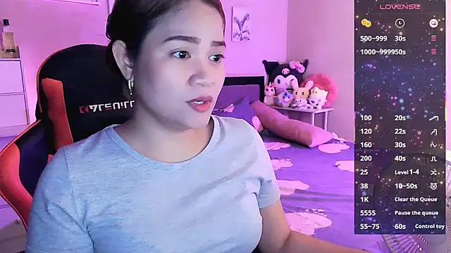 Snapshot of yenyen_ chatting on 05-09-26, 01:33 yenyen online show from 05-09-26, 01:33