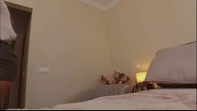 Snapshot of your_poison-girl chatting on 02-01-26, 02:37 your poison-girl online show from 02-01-26, 02:37