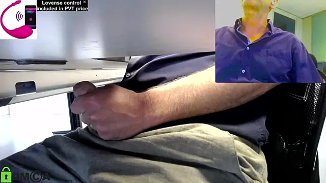 Snapshot of pliko chatting on 07-13-26, 10:18 pliko online show from 07-13-26, 10:18