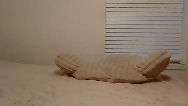 beautylovess online show from 07-08-26, 01:43