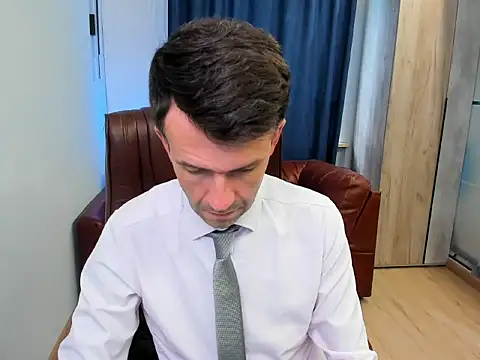 SteveTiger online show from 09-18-25, 01:13