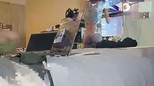 Snapshot of txsweets chatting on 10-18-25, 09:10 txsweets online show from 10-18-25, 09:10