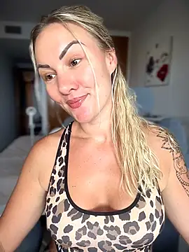 NastyMilf  online show from 06-18-26, 09:14