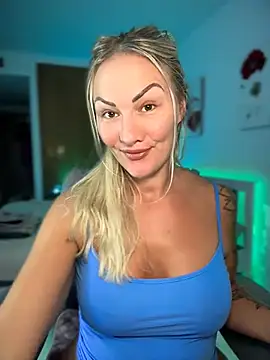 NastyMilf  online show from 07-25-26, 06:38