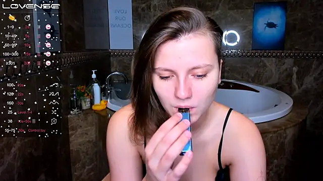 MelindaTin online show from 03-13-25, 01:54